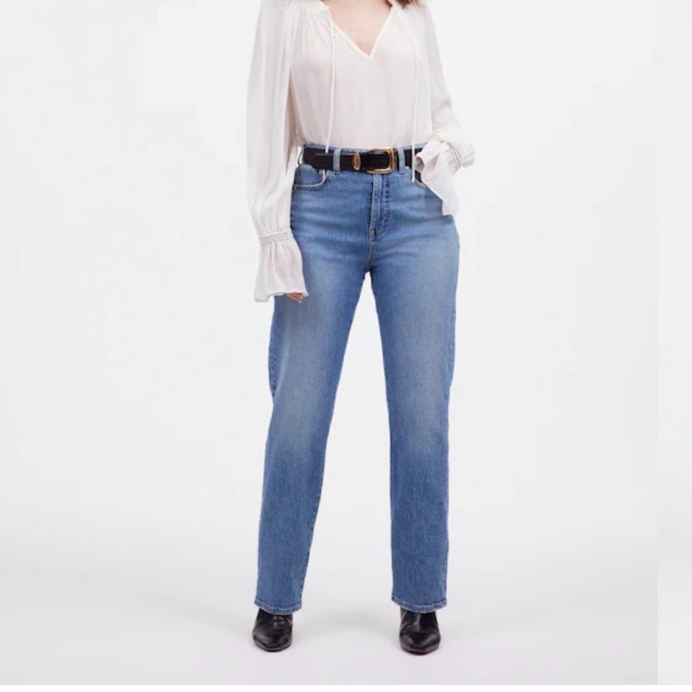 Madewell Curvy 90s Straight Jean